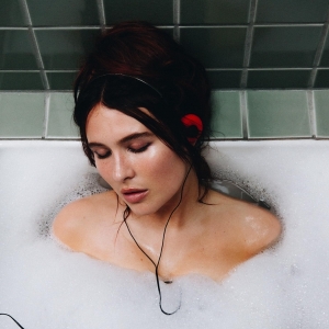 Webb Mimi - Confessions ryhmässä VINYYLI @ Bengans Skivbutik AB (5630685)