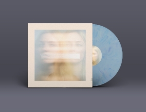 Olga Amelchenko - Howling Silence ryhmässä ME SUOSITTELEMME / Perjantain julkaisut / 2025-07-11 @ Bengans Skivbutik AB (5630693)