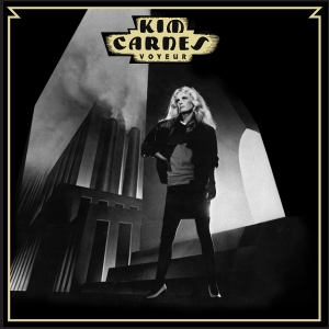 Kim Carnes - Voyeur ryhmässä ME SUOSITTELEMME / Perjantain julkaisut / 2025-08-29 @ Bengans Skivbutik AB (5631179)