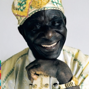 S.E. Rogie - Dead Men Don't Smoke Marijuana ryhmässä CD / World Music @ Bengans Skivbutik AB (5631796)