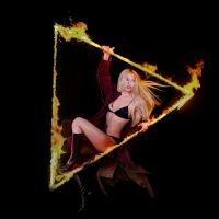 Ava Max - Don't Click Play ryhmässä ME SUOSITTELEMME / Perjantain julkaisut / 2025-08-22 @ Bengans Skivbutik AB (5633396)