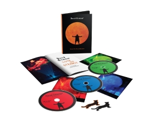 Gilmour David - Live At The Circus Maximus (3DVD Boxset) ryhmässä Musiikki-DVD & Bluray / Kommande @ Bengans Skivbutik AB (5634933)