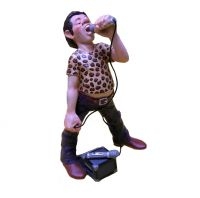 Rock Statyett - Sångare (Höjd Ca 19Cm) ryhmässä MERCHANDISE / Accessoarer / Pop-Rock @ Bengans Skivbutik AB (5634979)