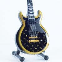 Avenged Sevenfold - Minigitarr Zacky Vengeance (Ca 25Cm ryhmässä MERCHANDISE / Accessoarer / Hårdrock @ Bengans Skivbutik AB (5635158)