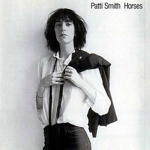 Patti Smith - Horses (50Th Anniversary Color 2LP, National Album Day) ryhmässä VINYYLI / Kommande / Pop-Rock @ Bengans Skivbutik AB (5640267)