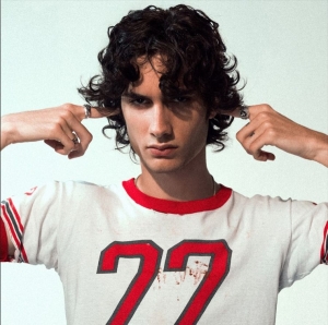 Sombr - I Barely Know Her ryhmässä ME SUOSITTELEMME / Perjantain julkaisut / 2025-11-07 @ Bengans Skivbutik AB (5640324)