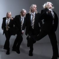 Haai - Humanise ryhmässä CD / Kommande / Pop-Rock @ Bengans Skivbutik AB (5640477)