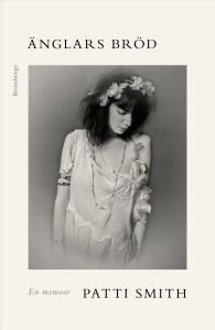Patti Smith - Änglars Bröd ryhmässä Övriga böcker / Kommande @ Bengans Skivbutik AB (5642164)