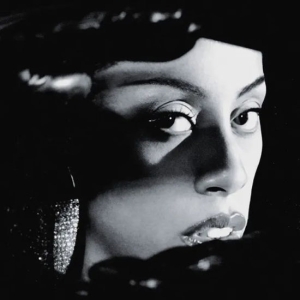 Rochelle Jordan - Through The Wall ryhmässä ME SUOSITTELEMME / Perjantain julkaisut / 2025-09-26 @ Bengans Skivbutik AB (5643248)