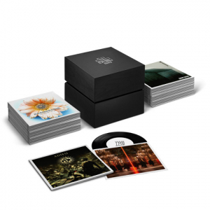 Rammstein - Xxxiii (Ltd 33 Vinylsingles Boxset) ryhmässä VINYYLI / Kommande / Hårdrock @ Bengans Skivbutik AB (5643304)