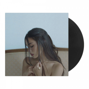 Madison Beer - Locket (Black Vinyl) ryhmässä VINYYLI / Kommande / Pop-Rock @ Bengans Skivbutik AB (5647572)