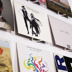 Accessories - Vinylhållaren Vit (2 Pack) ryhmässä ME SUOSITTELEMME / Perjantain julkaisut / 2025-11-21 @ Bengans Skivbutik AB (5649500)