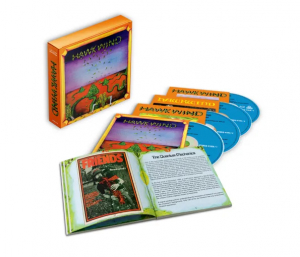 Hawkwind - Hawkwind (Boxset / 3CD + Blu-ray) ryhmässä ME SUOSITTELEMME / Perjantain julkaisut / 2026-02-27 @ Bengans Skivbutik AB (5652541)