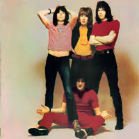 Golden Earring - On The Double ryhmässä ME SUOSITTELEMME / Perjantain julkaisut / 2026-03-06 @ Bengans Skivbutik AB (5654119)