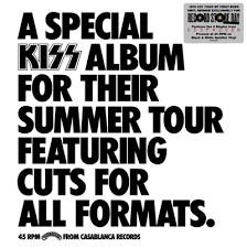 Kiss - Special Kiss Tour Ep (Black/White Splatter Vinyl/45 Rpm) (Rsd) ryhmässä ME SUOSITTELEMME / Record Store Day / RSD 2026 @ Bengans Skivbutik AB (5657485)