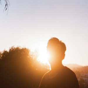 Hrishikesh Hirway - In The Last Hour Of Light (Ltd. Iri ryhmässä VINYYLI / Kommande / Pop-Rock @ Bengans Skivbutik AB (5659626)