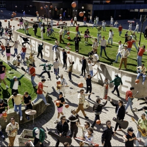 Arkells - Between Us ryhmässä CD / Kommande / Pop-Rock @ Bengans Skivbutik AB (5663033)