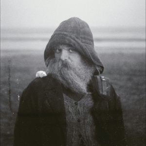 Mary In The Junkyard - Role Model Hermit ryhmässä VINYYLI / Kommande / Pop-Rock @ Bengans Skivbutik AB (5667938)