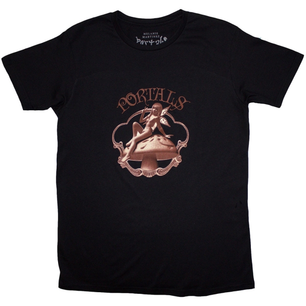 Melanie Martinez - Sitting Fairy Uni Bl T-Shirt ryhmässä MERCHANDISE / T-paita / Nyheter / Pop-Rock @ Bengans Skivbutik AB (5674631r)