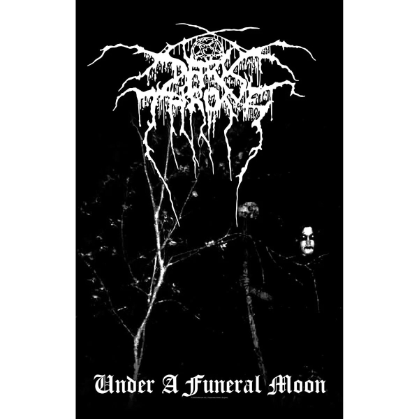 Darkthrone - Textile Poster: Under A Funeral Moon ryhmässä MERCHANDISE / Merch / Kommande / Hårdrock @ Bengans Skivbutik AB (5676550)