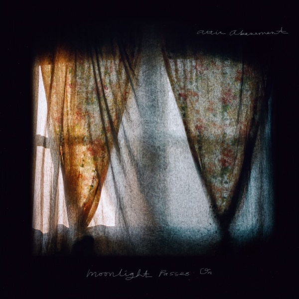 Attic Abasement - Moonlight Passes On ryhmässä VINYYLI / Kommande / Pop-Rock @ Bengans Skivbutik AB (5680263)