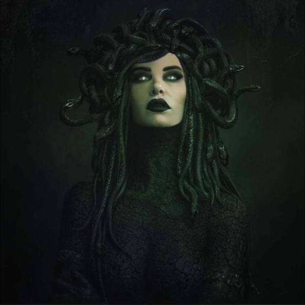 Stitched Up Heart - Medusa ryhmässä CD / Kommande / Pop-Rock @ Bengans Skivbutik AB (5681270)