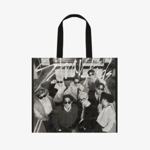 Stray Kids - Run It Japan Shopping Bag ryhmässä MERCHANDISE / Merch / Kommande / K-Pop @ Bengans Skivbutik AB (5682930)