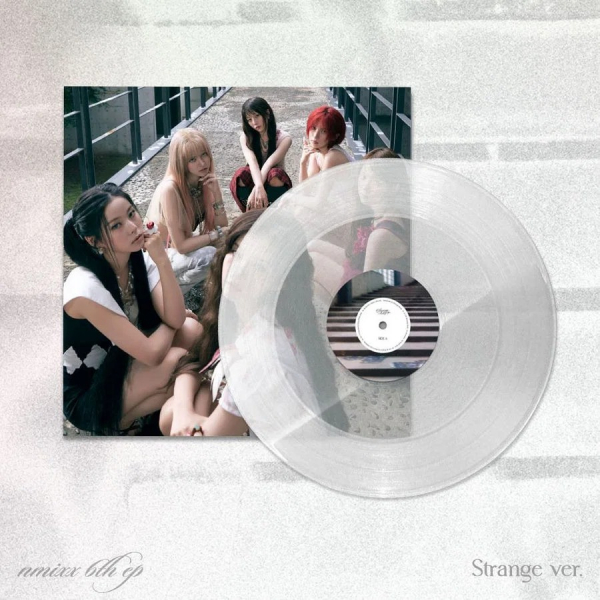 Nmixx - Strange Muse (Strange Ver.) ryhmässä VINYYLI / Kommande / K-Pop,Pop-Rock @ Bengans Skivbutik AB (5692177)