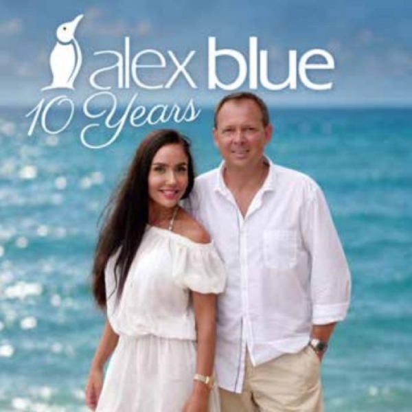 Alex Blue - 10 Years ryhmässä CD / Kommande / Pop-Rock @ Bengans Skivbutik AB (5697561)
