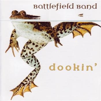 Battlefield Band - Dookin' ryhmässä CD / Myydyimmät @ Bengans Skivbutik AB (597020)