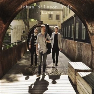 Johan Nilsson Trio - Live ryhmässä CD @ Bengans Skivbutik AB (629278)