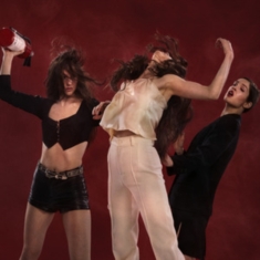 Marie Davidson & L'?Il Nu - Renegade Breakdown