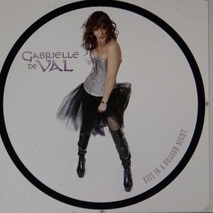 De Val Gabrielle - Kiss In A Dragon Night