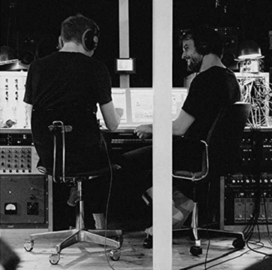 Olafur Arnalds & Nils Frahm - Trance Frendz - 12